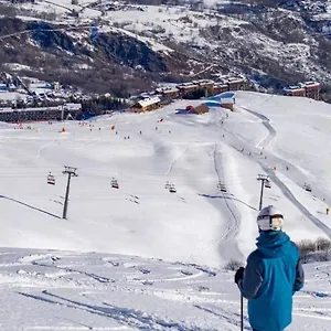 https://appartement-avec-balcon-au-calme.hotels-rhonealpes.com